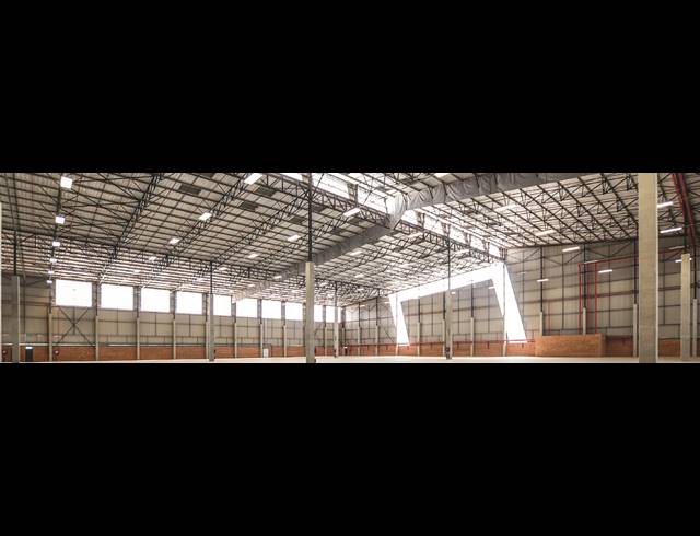 2,775M² WAREHOUSE TO LET IN GOSFORTH PARK